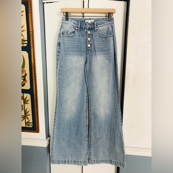 And Now This Denim - The Most PERFECT High-Waisted Wide Leg Jeans! Size 26 Never Worn NWOT!